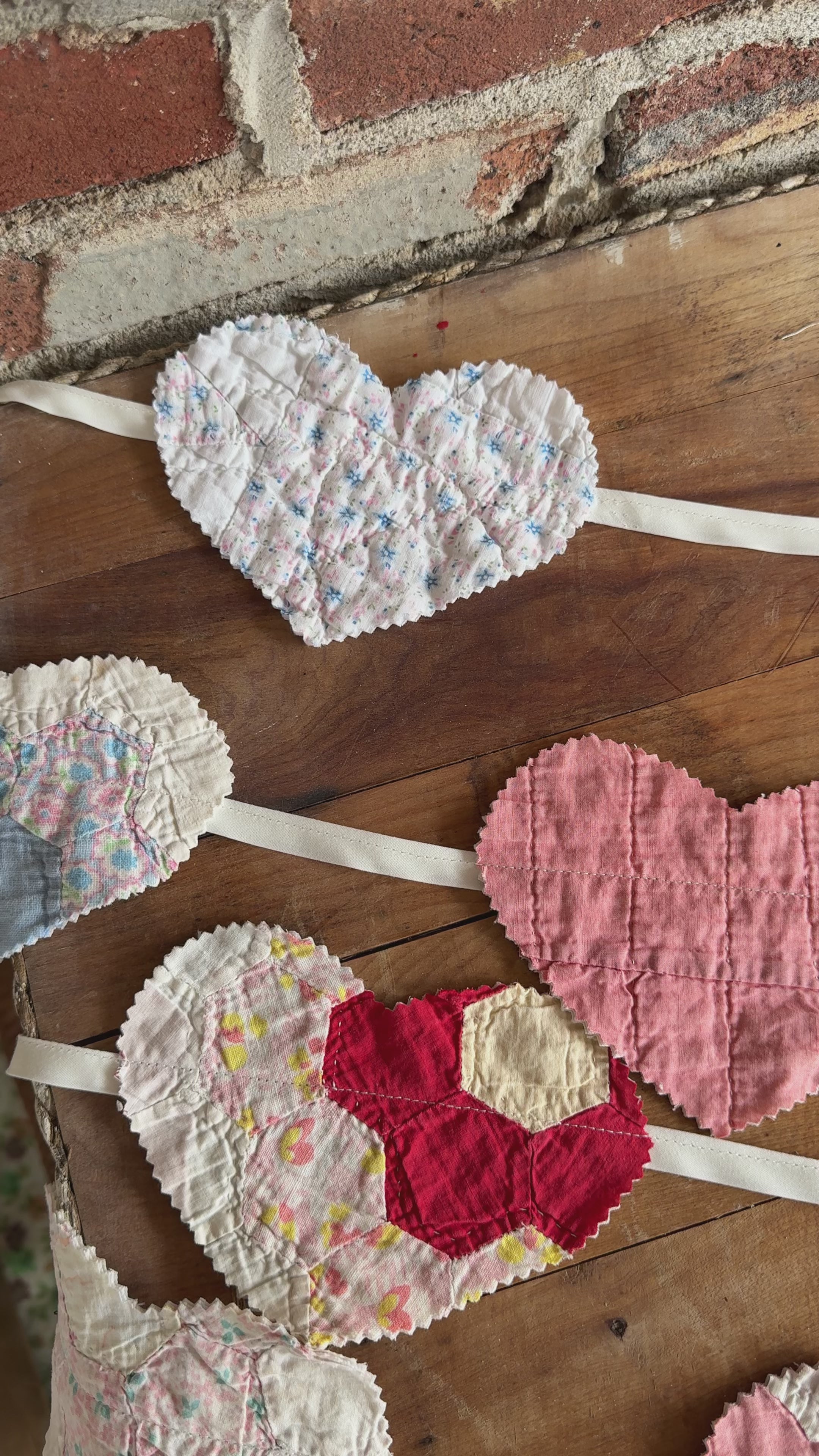 Carmen Mixed Quilted Heart Banner